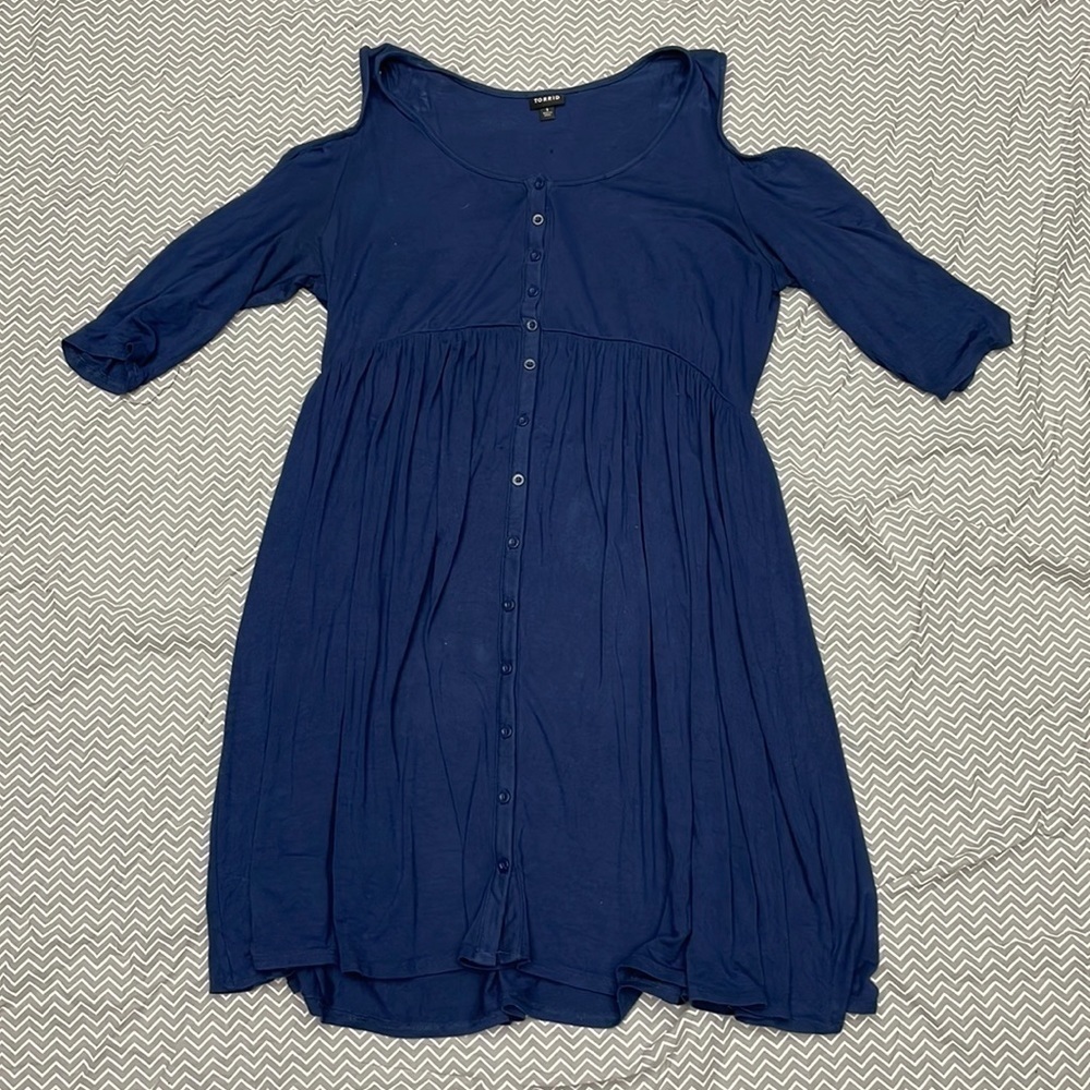 Torrid button up cold shoulder dress